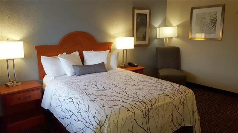 Red Roof Inn Morton Grove Extérieur photo